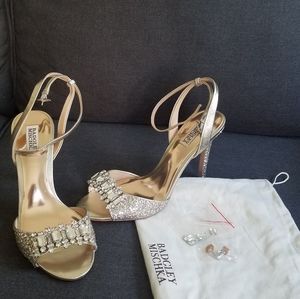 Badgley Mischka gold heels